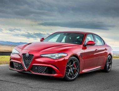 Διπλό βραβείο για την Alfa Romeo από τους Βρετανούς